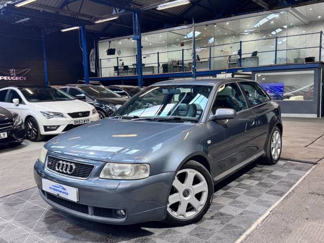 Audi S3 1.8 quattro 3dr Hatchback Petrol Grey
