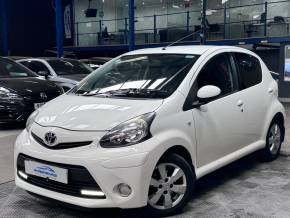 TOYOTA AYGO 2013 (13) at MH Prestige Ltd Bradford