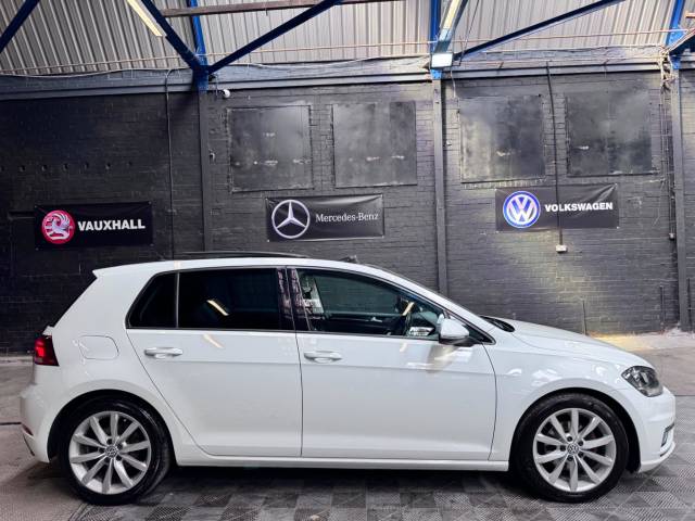 2017 Volkswagen Golf 1.6 TDI BlueMotion Tech GT Euro 6 (s/s) 5dr
