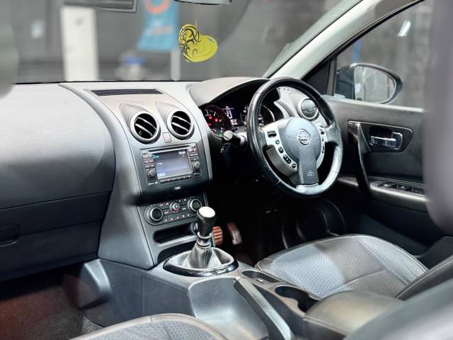 2013 Nissan Qashqai 1.5 dCi 360 2WD Euro 5 5dr