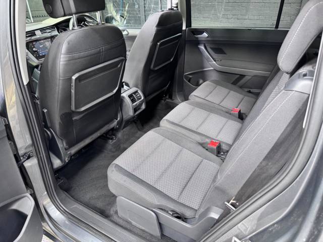 2018 Volkswagen Touran 1.6 TDI SE Family DSG Euro 6 (s/s) 5dr