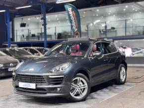PORSCHE MACAN 2016 (16) at MH Prestige Ltd Bradford