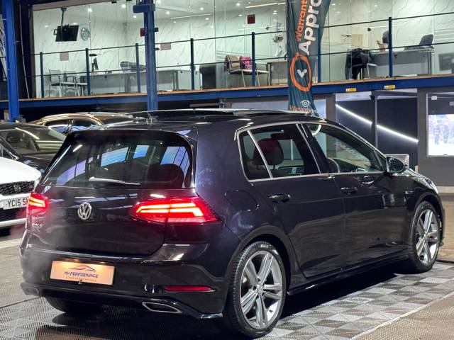 2019 Volkswagen Golf 1.5 TSI EVO R-Line DSG Euro 6 (s/s) 5dr