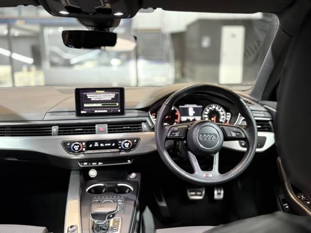 2016 Audi A4 Avant 2.0 TDI S line S Tronic Euro 6 (s/s) 5dr