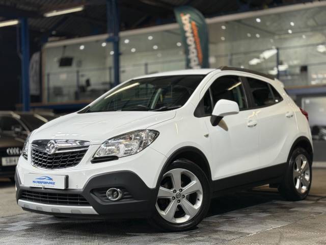 Vauxhall Mokka 1.6 Exclusiv 2WD Euro 5 (s/s) 5dr SUV Petrol White