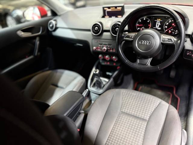 2012 Audi A1 1.6 TDI Sport Euro 5 (s/s) 3dr