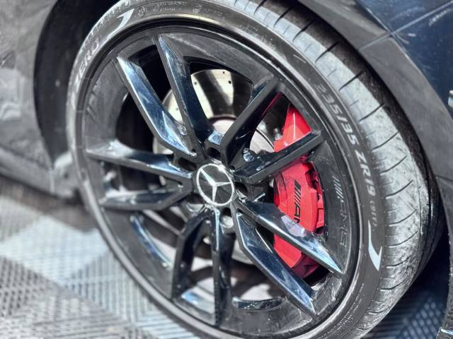 2020 Mercedes-Benz A Class 2.0 A35 AMG (Premium) SpdS DCT 4MATIC Euro 6 (s/s) 5dr