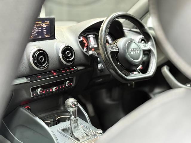2014 Audi A3 1.4 TFSI CoD S line S Tronic Euro 6 (s/s) 4dr