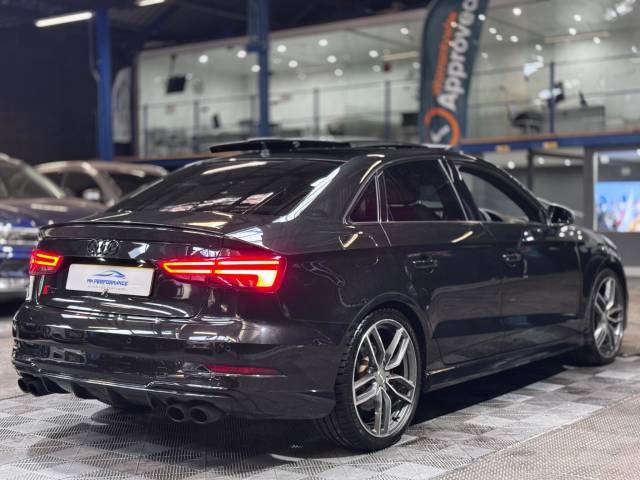 2017 Audi S3 2.0 TFSI S Tronic quattro Euro 6 (s/s) 4dr