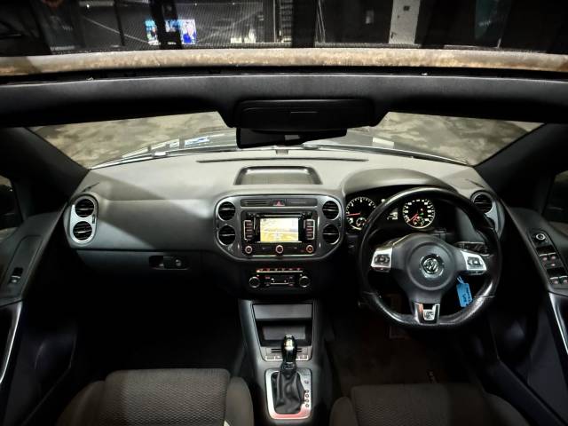 2013 Volkswagen Tiguan 2.0 TDI BlueMotion Tech R-Line DSG 4WD Euro 5 (s/s) 5dr