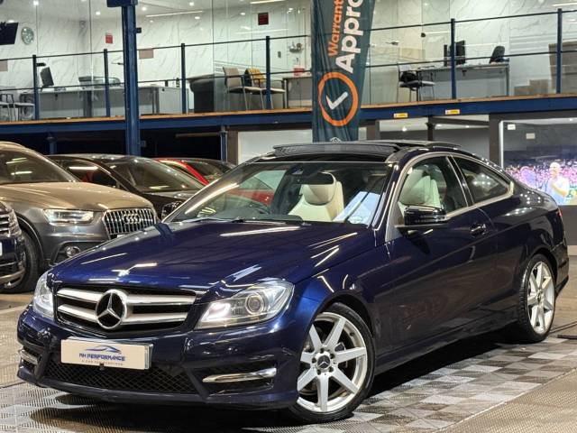 Mercedes-Benz C Class 2.1 C220 CDI BlueEfficiency AMG Sport G-Tronic+ Euro 5 (s/s) 2dr Coupe Diesel Blue