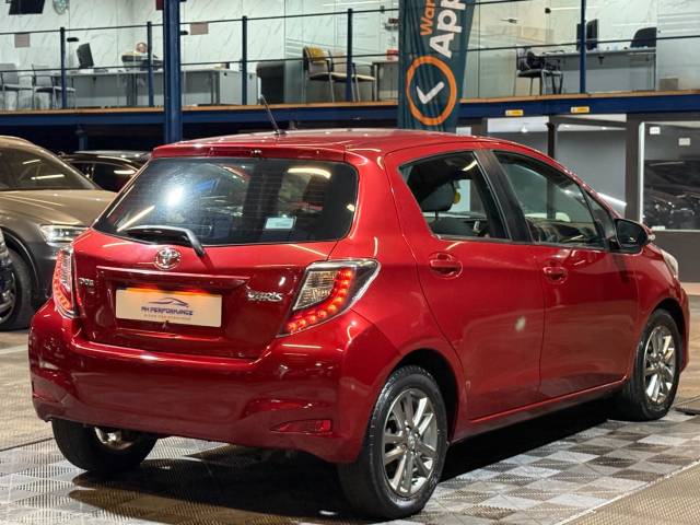 2014 Toyota Yaris 1.33 Dual VVT-i Icon Plus Euro 5 5dr