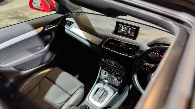 2014 Audi Q3 2.0 TDI S line S Tronic quattro Euro 5 (s/s) 5dr