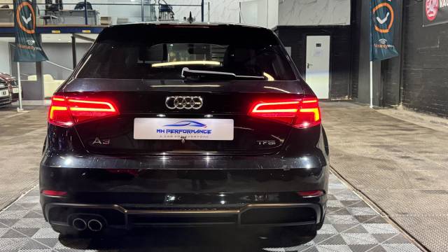 2017 Audi A3 1.5 TFSI CoD Black Edition Sportback S Tronic Euro 6 (s/s) 5dr