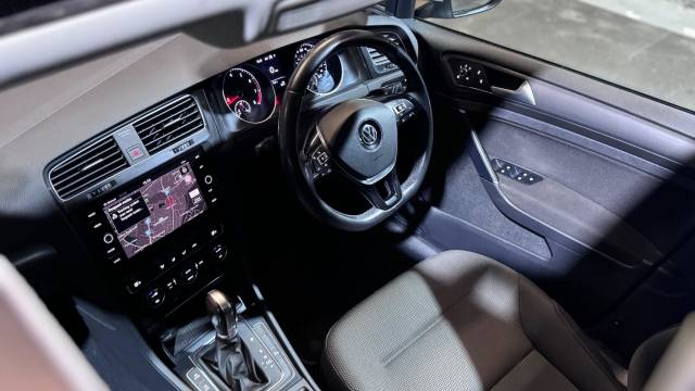 2017 Volkswagen Golf 1.4 TSI BlueMotion Tech SE Nav DSG Euro 6 (s/s) 5dr