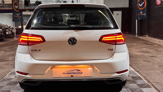 2017 Volkswagen Golf 1.6 TDI SE Nav DSG Euro 6 (s/s) 5dr