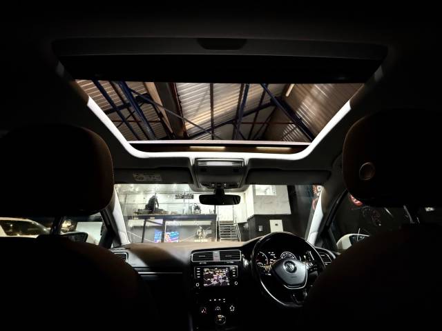 2016 Volkswagen Golf 1.6 TDI BlueMotion Tech GT Edition Euro 6 (s/s) 5dr