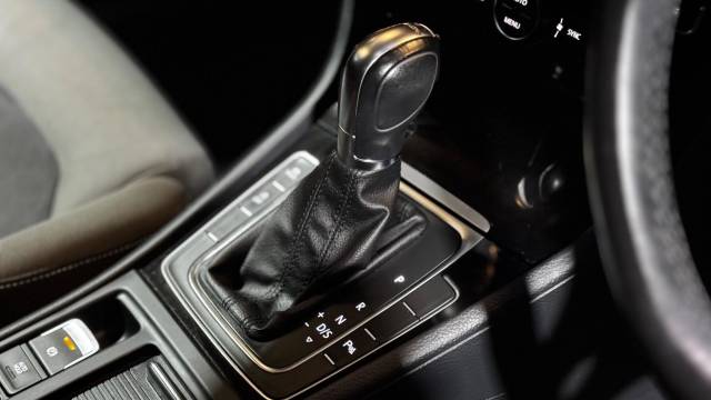 2013 Volkswagen Golf 2.0 TDI BlueMotion Tech GT DSG Euro 5 (s/s) 5dr