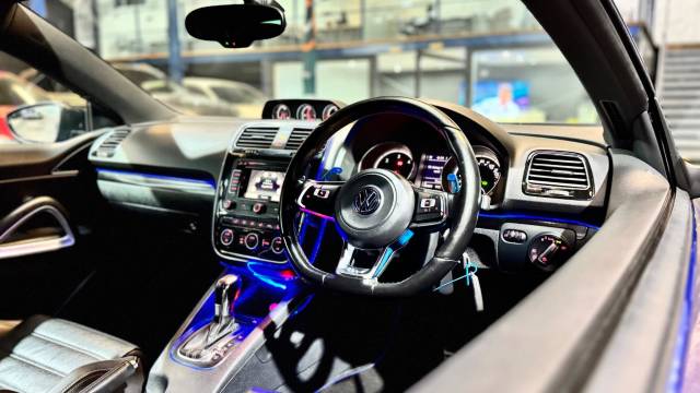 2015 Volkswagen Scirocco 2.0 TDI BlueMotion Tech R-Line DSG Euro 6 (s/s) 3dr