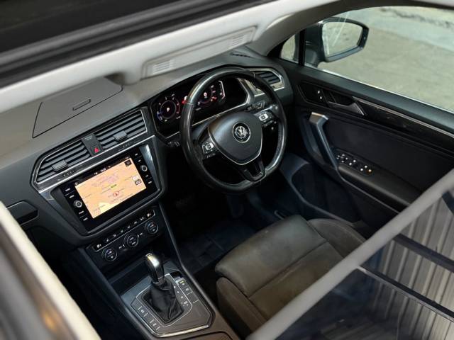 2019 Volkswagen Tiguan 2.0 TDI SEL DSG Euro 6 (s/s) 5dr