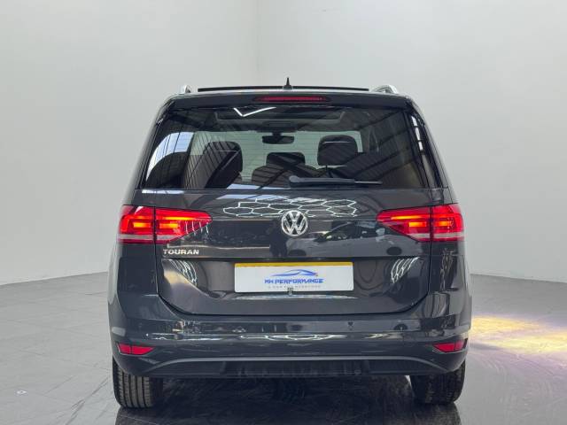 2018 Volkswagen Touran 1.6 TDI SE Family DSG Euro 6 (s/s) 5dr