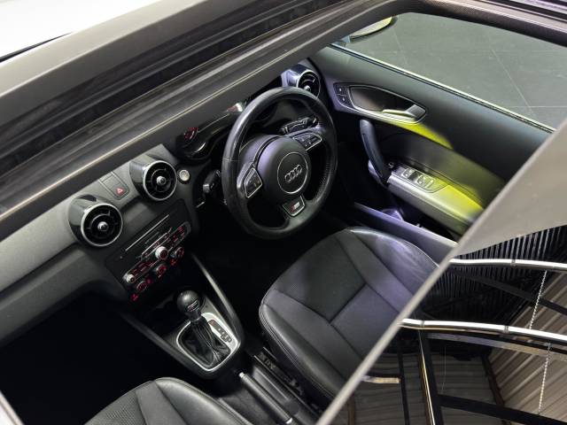2016 Audi A1 1.6 TDI S line Sportback S Tronic Euro 6 (s/s) 5dr