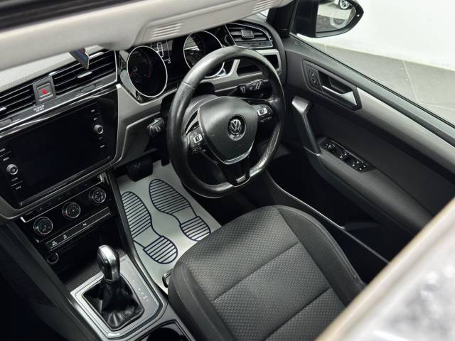 2018 Volkswagen Touran 2.0 TDI SE Family DSG Euro 6 (s/s) 5dr