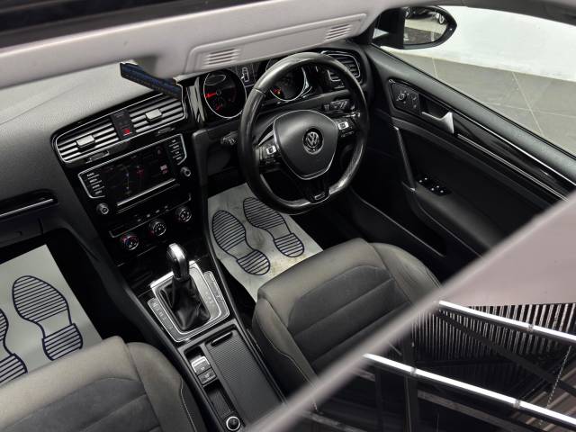 2017 Volkswagen Golf 2.0 TDI BlueMotion Tech GT Edition DSG Euro 6 (s/s) 5dr