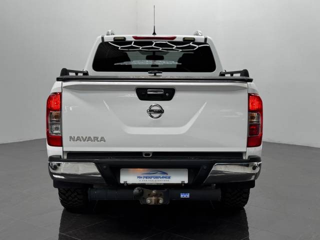 2019 Nissan Navara 2.3 dCi Tekna Auto 4WD Euro 6 4dr