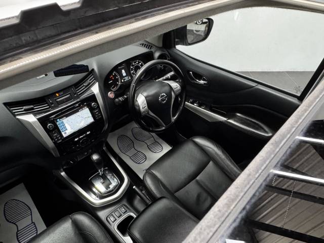 2019 Nissan Navara 2.3 dCi Tekna Auto 4WD Euro 6 4dr
