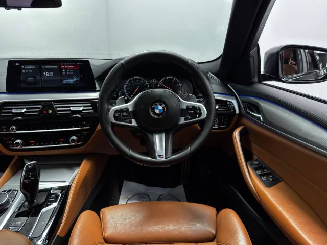 2017 BMW 5 Series 2.0 520d M Sport Auto Euro 6 (s/s) 4dr