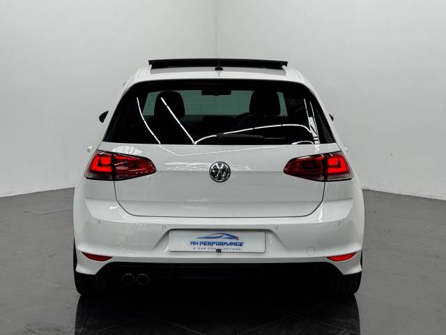 2016 Volkswagen Golf 2.0 TDI BlueMotion Tech R-Line Edition DSG Euro 6 (s/s) 5dr
