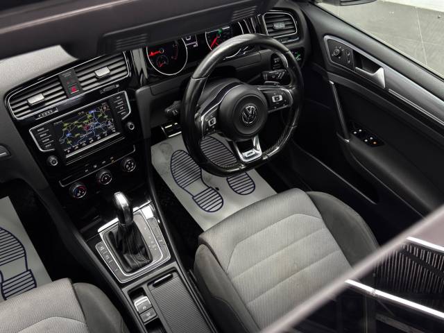 2016 Volkswagen Golf 2.0 TDI BlueMotion Tech R-Line Edition DSG Euro 6 (s/s) 5dr