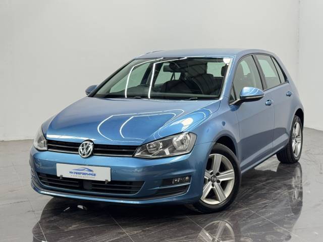 Volkswagen Golf 1.6 TDI BlueMotion Tech Match DSG Euro 5 (s/s) 5dr Hatchback Diesel Blue