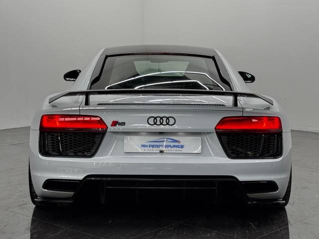2016 Audi R8 5.2 FSI V10 Plus S Tronic quattro Euro 6 (s/s) 2dr