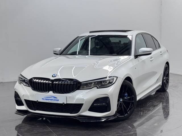 BMW 3 Series 2.0 320d M Sport Auto Euro 6 (s/s) 4dr Saloon Diesel White