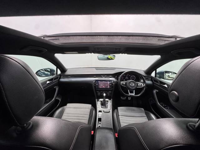 2017 Volkswagen Passat 2.0 TDI R-Line DSG Euro 6 (s/s) 4dr