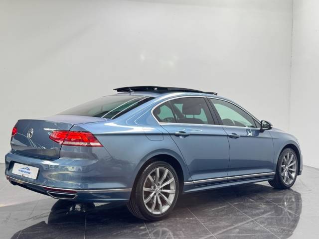 2017 Volkswagen Passat 2.0 TDI R-Line DSG Euro 6 (s/s) 4dr