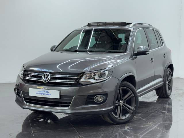 Volkswagen Tiguan 2.0 TDI BlueMotion Tech R-Line DSG 4WD Euro 5 (s/s) 5dr (Nav) SUV Diesel Grey