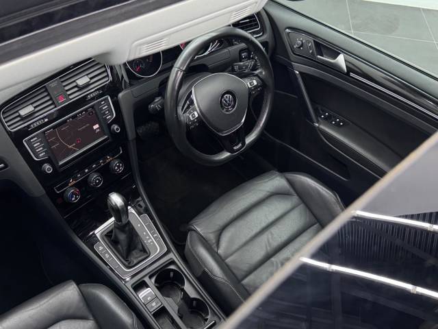 2016 Volkswagen Golf 2.0 TDI BlueMotion Tech GT Edition DSG Euro 6 (s/s) 5dr